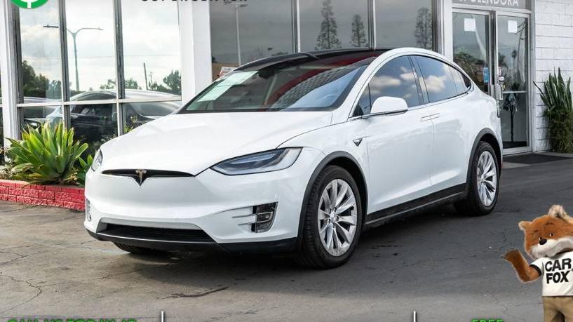 TESLA MODEL X 2018 5YJXCDE22JF123146 image